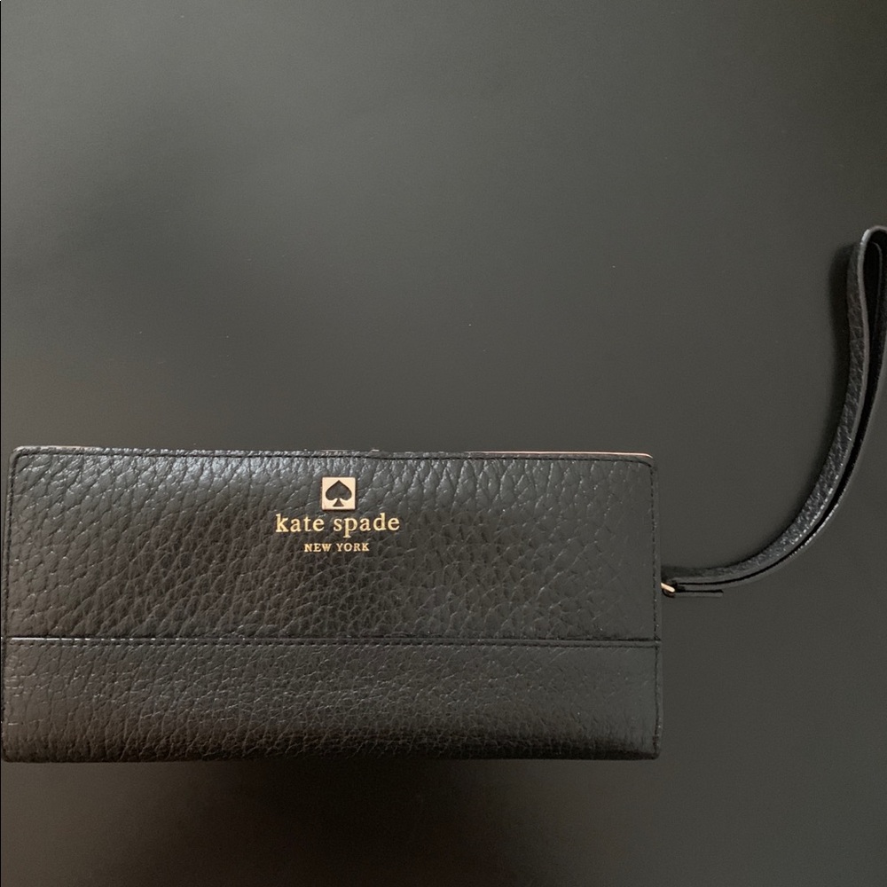 Authentic Kate Spade black wristlet.